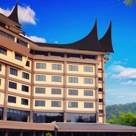 פדאנג Kyriad Bumiminang Hotel מראה חיצוני תמונה