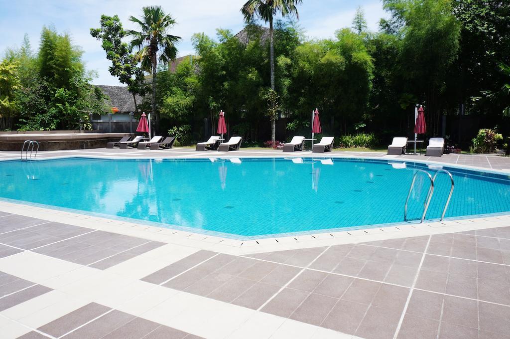 פדאנג Kyriad Bumiminang Hotel מראה חיצוני תמונה