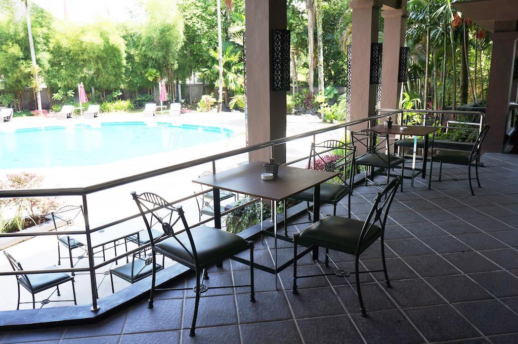 פדאנג Kyriad Bumiminang Hotel מראה חיצוני תמונה