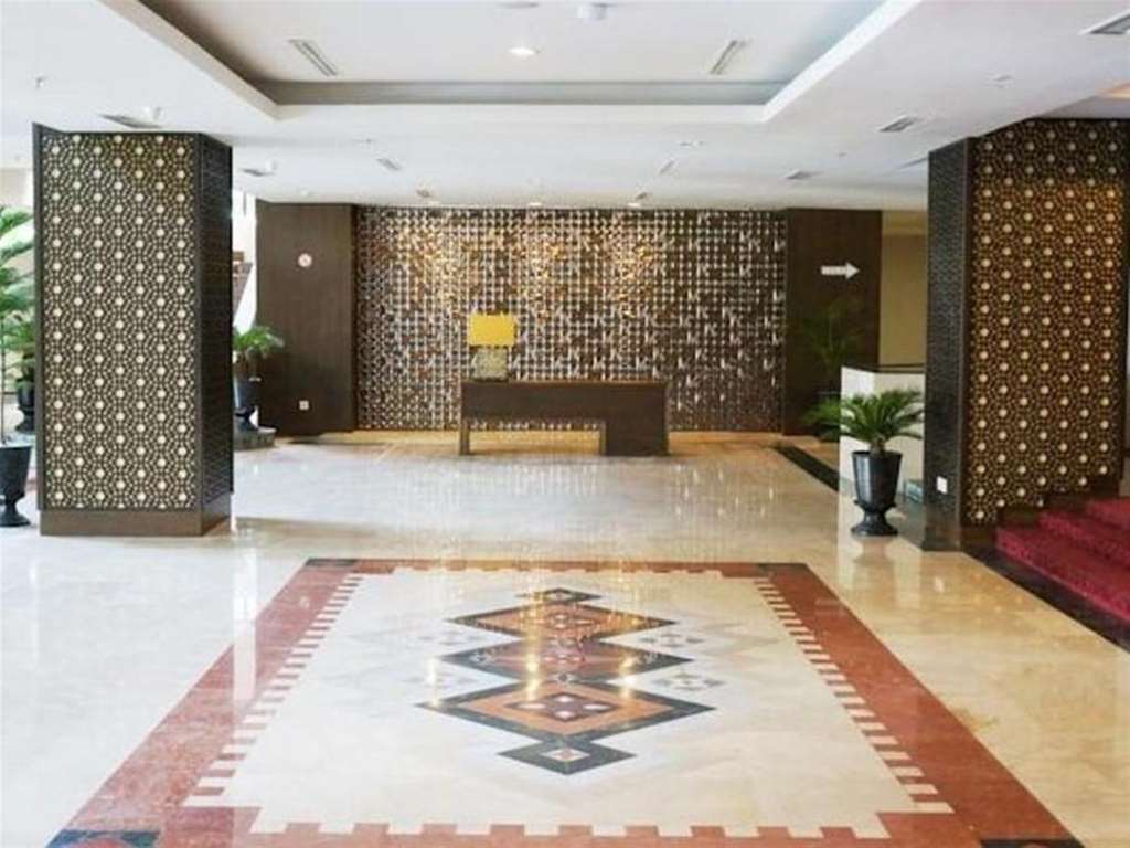 פדאנג Kyriad Bumiminang Hotel מראה פנימי תמונה