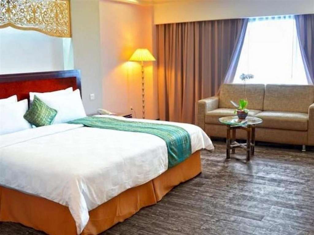 פדאנג Kyriad Bumiminang Hotel חדר תמונה